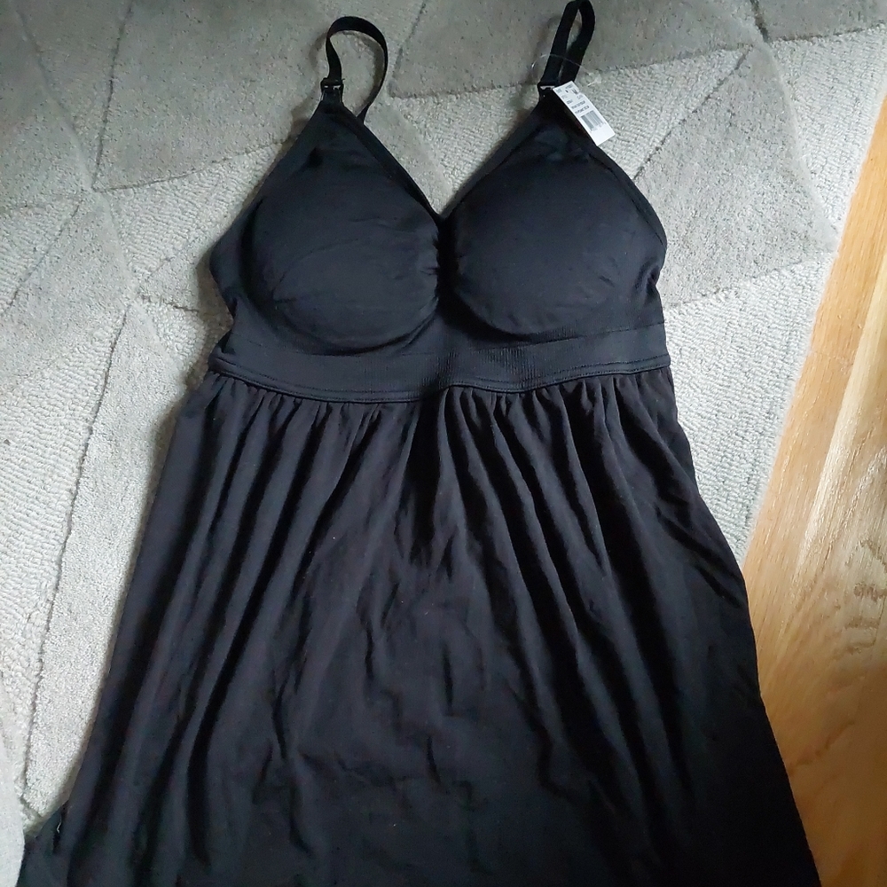 New with tags Motherhood Maternity nursing top cami size medium black padded top